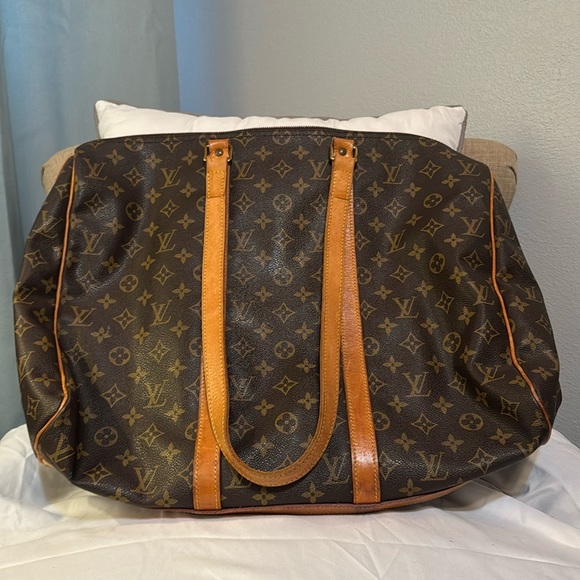 Louis Vuitton Travel Bag 17x13x5 - Picture 1 of 8